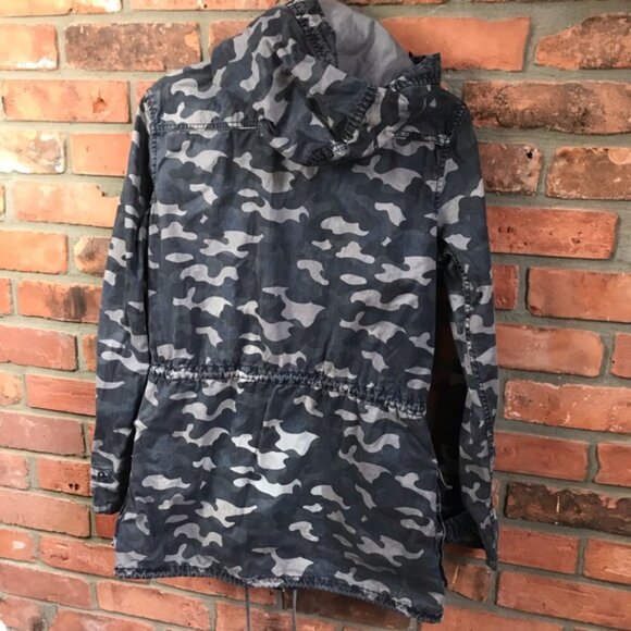Aritzia Talula Trooper Camo Utility Hood Jacket Military Cotton Drawcord Hoodie - Picture 4 of 14